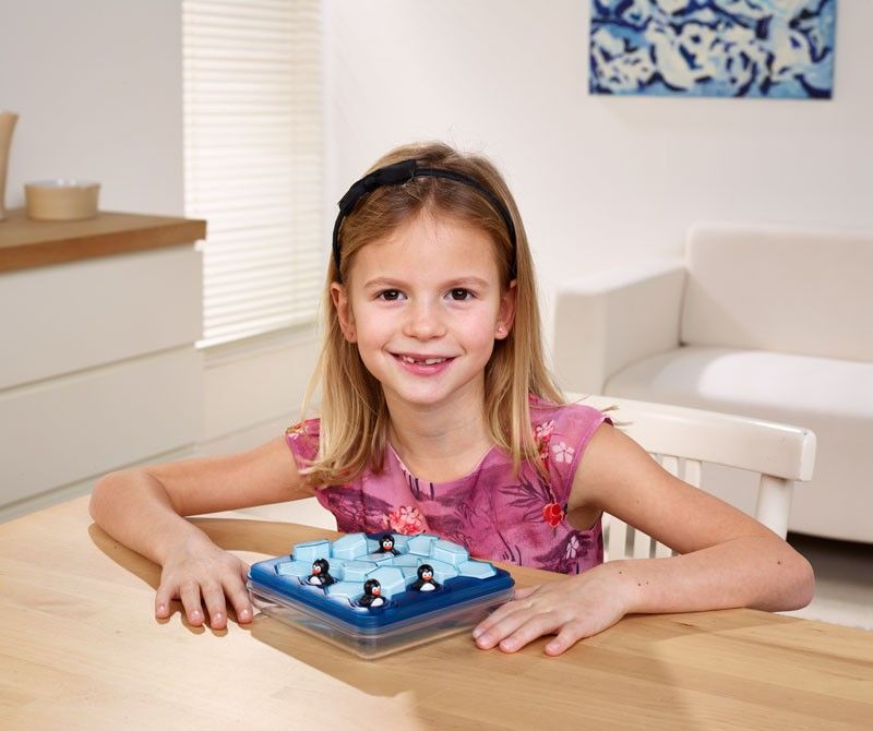 Smart Games: Penguins Pool Party