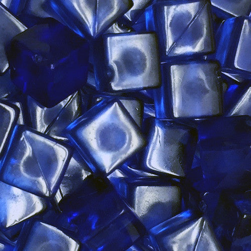 8mm Plastic Cubes: Set of 25 (Blue)