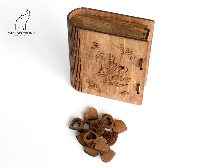 Gaming Trunk - Secret Letter case and 14 wooden heart tokens for Love Letter (Walnut)