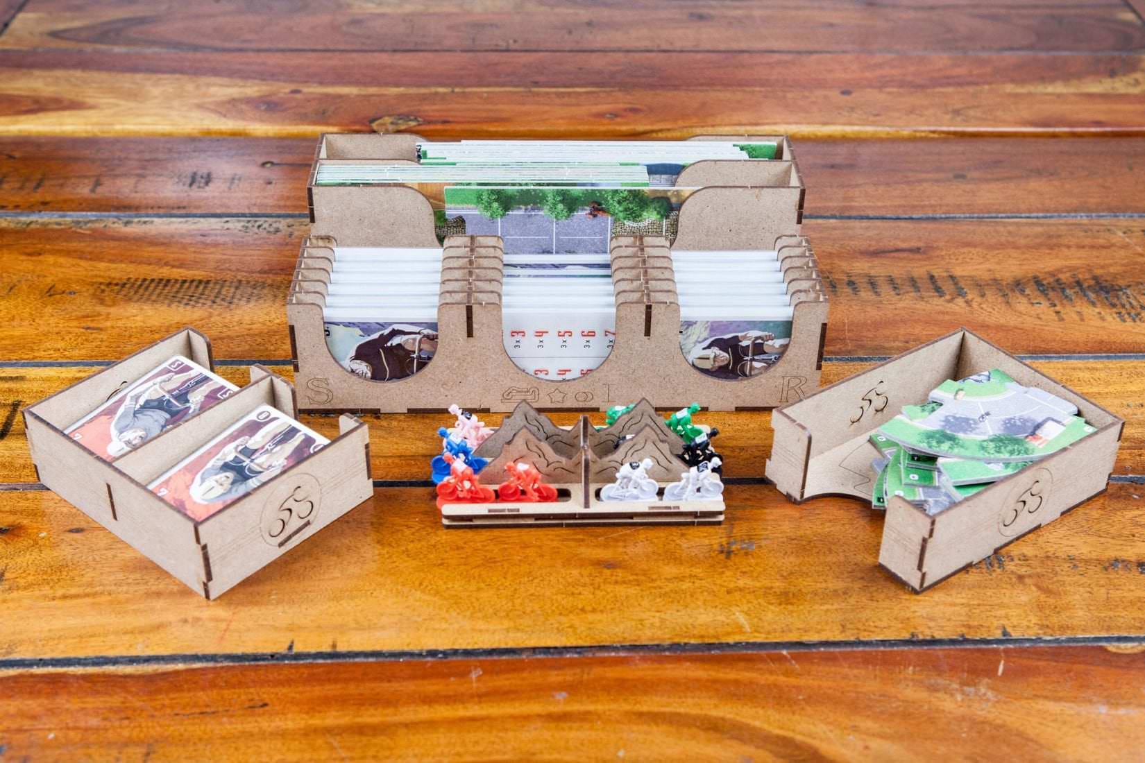 The Dicetroyers - Flamme Rouge (Base Game or with Peloton Expansion) (Italy Import)