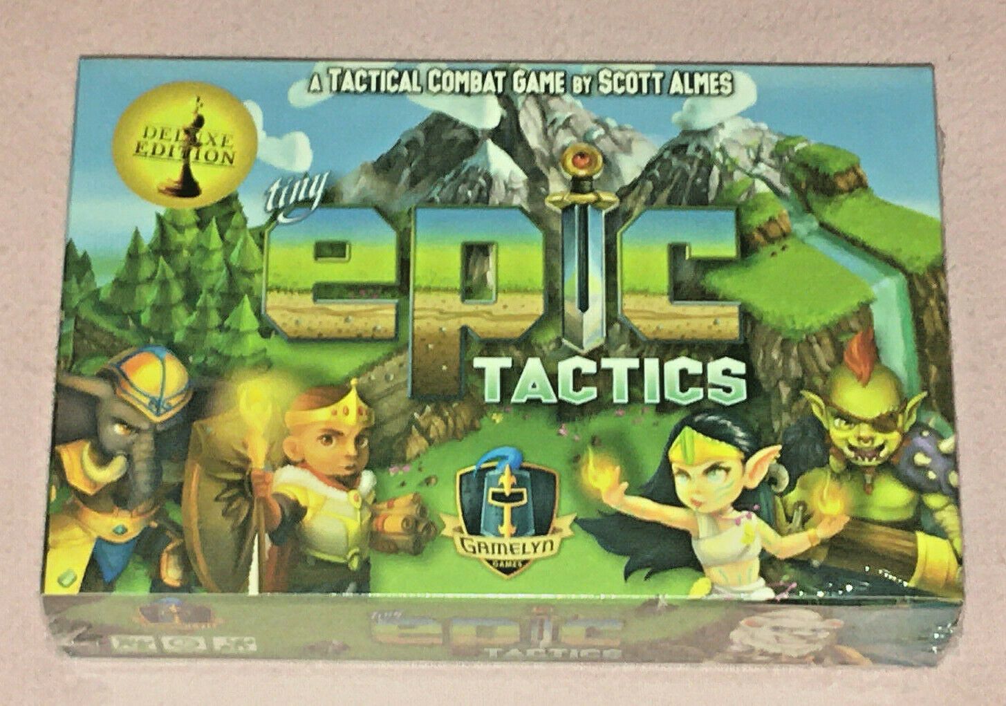 Tiny Epic Tactics: Deluxe Edition