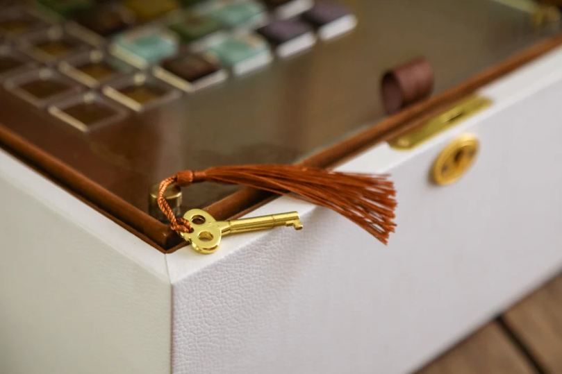 Artistry: Jewelry Box Edition *PRE-ORDER*