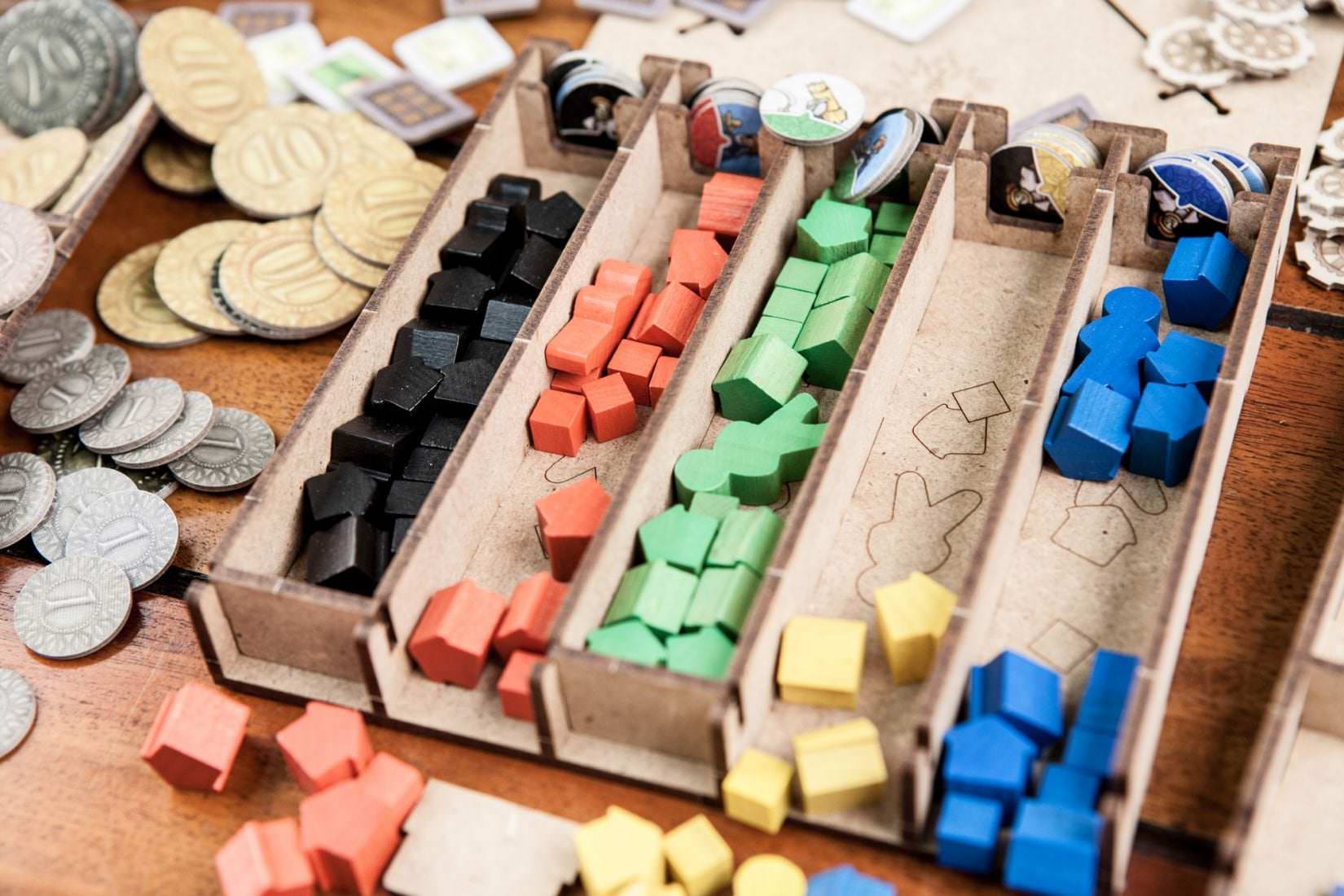 The Dicetroyers - Orléans (Base Game or with Trade and Intrigue Expansion; 5th Player) (Italy Import)