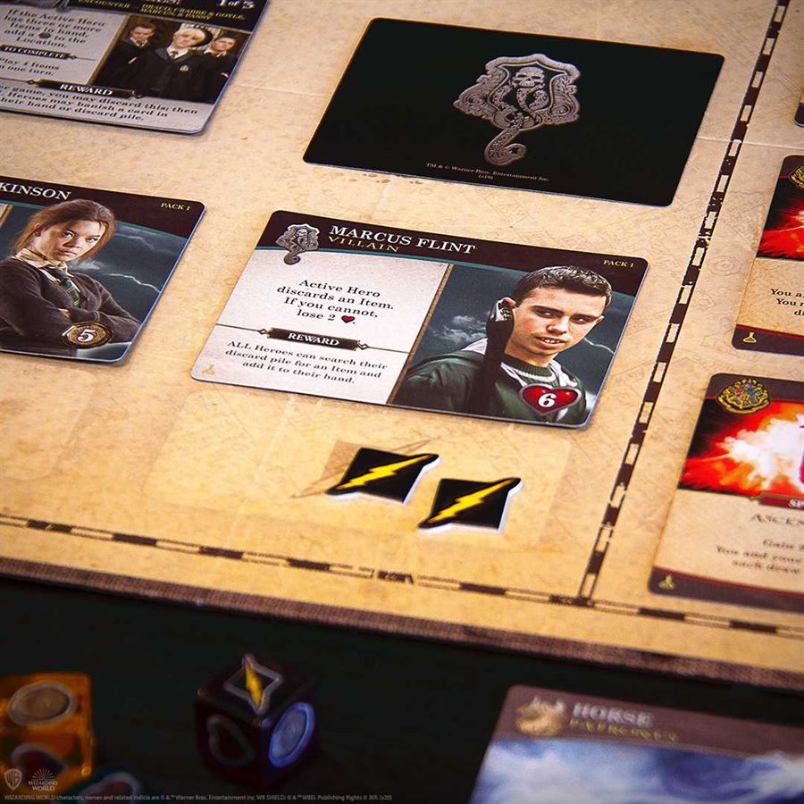 Harry Potter: Hogwarts Battle – The Charms and Potions Expansion